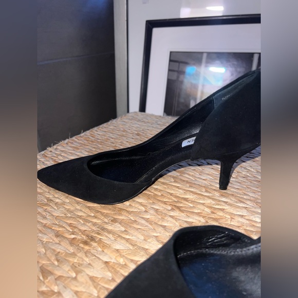Steve Madden Flory Black Suede Kitten Heel Pump Size 9 - Picture 4 of 6